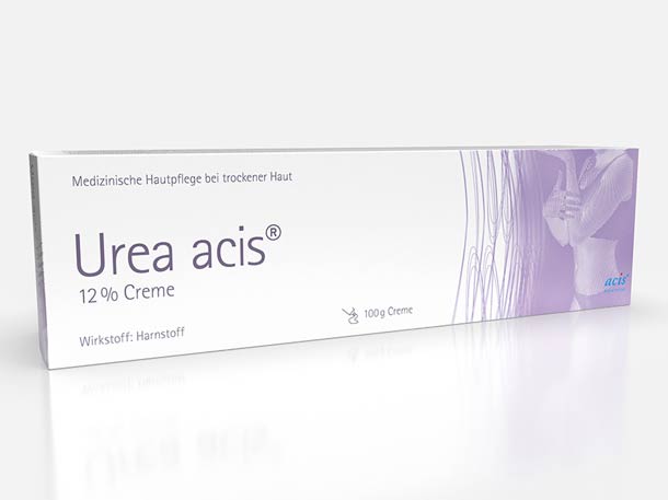 Schachtel mit Urea acis 12 % Creme (100 g), entwickelt für die Pflege trockener Haut; mit Darstellung einer Frau bei der Hautpflege in Lila vor weißem Hintergrund auf der Seite abgebildet.